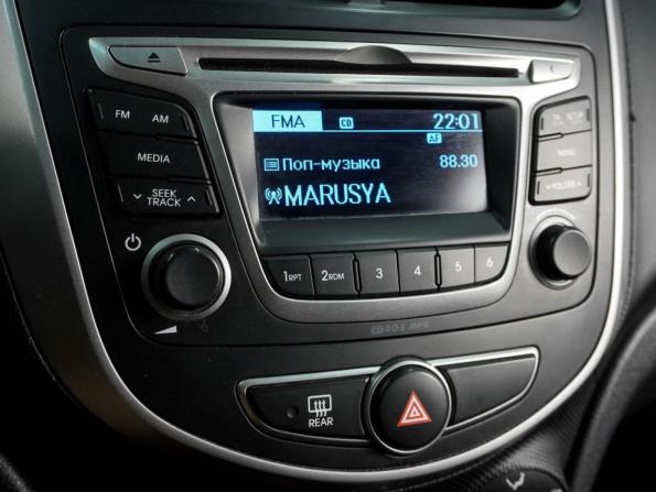 Hyundai Solaris I Рестайлинг с пробегом 2015 года, цена 1 079 000 рублей, 87888 км, хэтчбек, Автокод Объявления