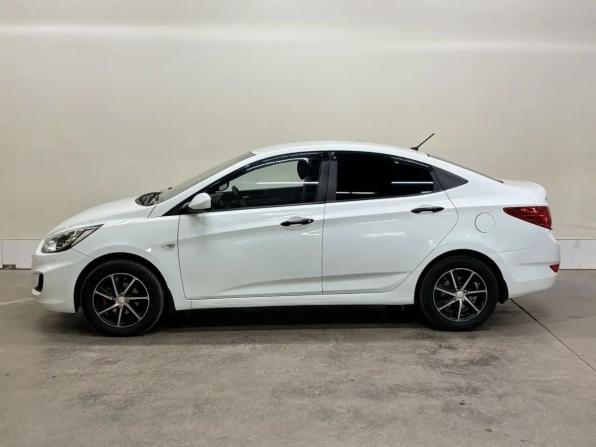 Hyundai Solaris I с пробегом 2012 года, цена 659 000 рублей, 173524 км, седан, Автокод Объявления