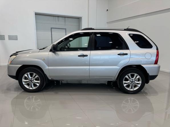 Kia Sportage II Рестайлинг с пробегом 2009 года, цена 789 000 рублей, 198000 км, внедорожник, Автокод Объявления