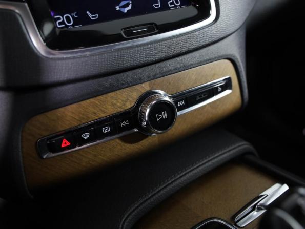 Volvo XC90 II с пробегом 2016 года, цена 2 699 000 рублей, 201541 км, внедорожник, Автокод Объявления
