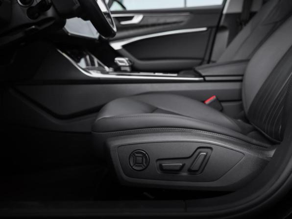 Audi A6 V (C8) с пробегом 2020 года, цена 3 599 000 рублей, 99306 км, седан, Автокод Объявления