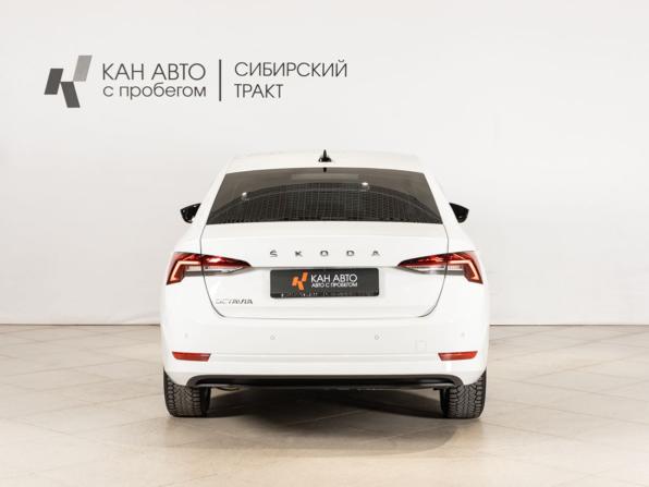 Skoda Octavia IV (A8) с пробегом 2021 года, цена 2 489 658 рублей, 87268 км, лифтбек, Автокод Объявления