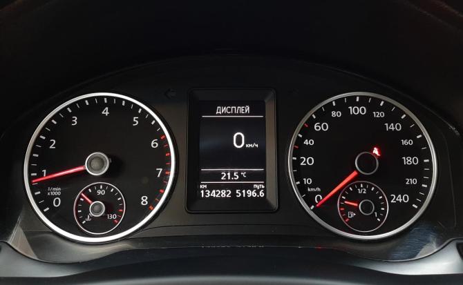 Volkswagen Tiguan I Рестайлинг с пробегом 2015 года, цена 1 590 000 рублей, 134281 км, внедорожник, Автокод Объявления