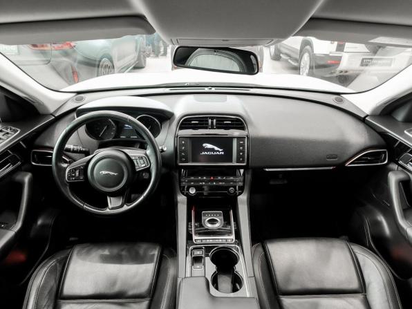Jaguar F-Pace I с пробегом 2017 года, цена 2 550 000 рублей, 107596 км, внедорожник, Автокод Объявления