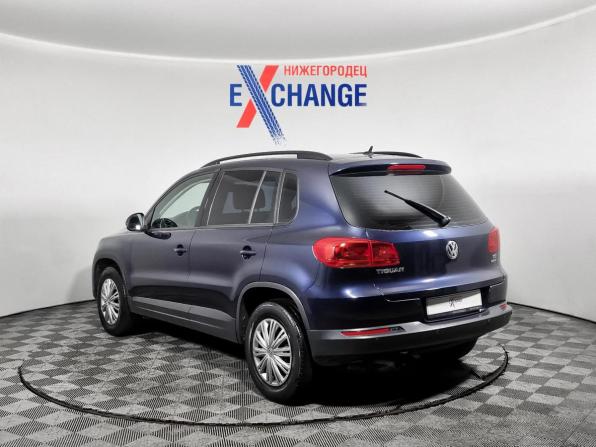 Volkswagen Tiguan I Рестайлинг с пробегом 2011 года, цена 1 059 000 рублей, 178458 км, внедорожник, Автокод Объявления
