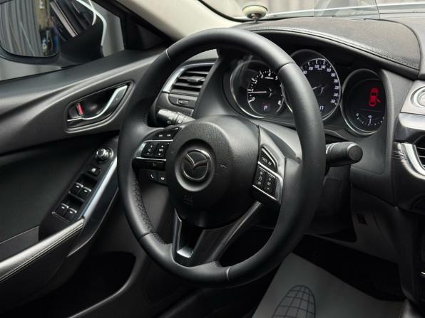 Mazda 6 III (GJ) Рестайлинг с пробегом 2015 года, цена 1 899 000 рублей, 126327 км, седан, Автокод Объявления