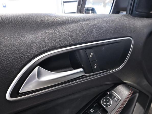 Mercedes-Benz A-Класс III (W176) с пробегом 2013 года, цена 1 245 000 рублей, 121308 км, хэтчбек, Автокод Объявления