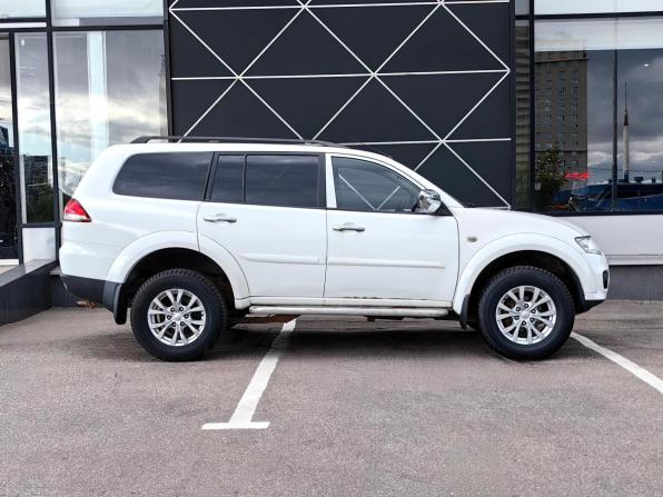 Mitsubishi Pajero Sport II Рестайлинг с пробегом 2013 года, цена 1 322 000 рублей, 194655 км, внедорожник, Автокод Объявления