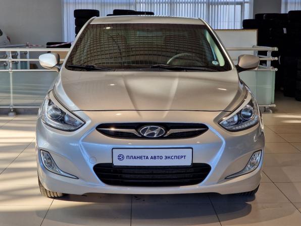 Hyundai Solaris I с пробегом 2014 года, цена 699 000 рублей, 235756 км, седан, Автокод Объявления