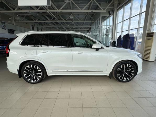 Volvo XC90 II Рестайлинг 2 с пробегом 2024 года, цена 10 998 000 рублей, 31548 км, внедорожник, Автокод Объявления