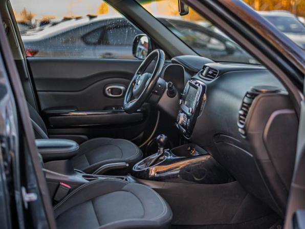Kia Soul II Рестайлинг с пробегом 2017 года, цена 1 311 000 рублей, 159700 км, хэтчбек, Автокод Объявления