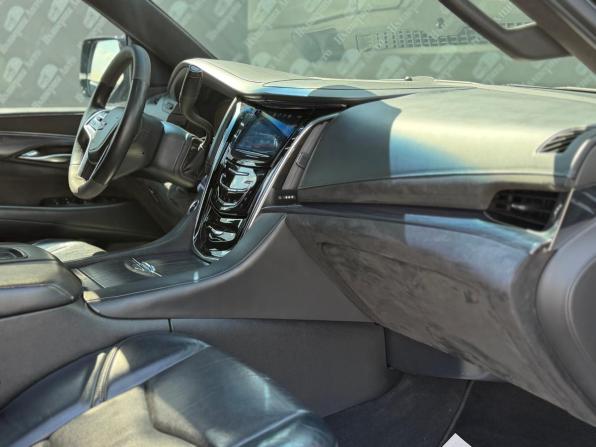 Cadillac Escalade IV с пробегом 2015 года, цена 3 500 000 рублей, 162800 км, внедорожник, Автокод Объявления