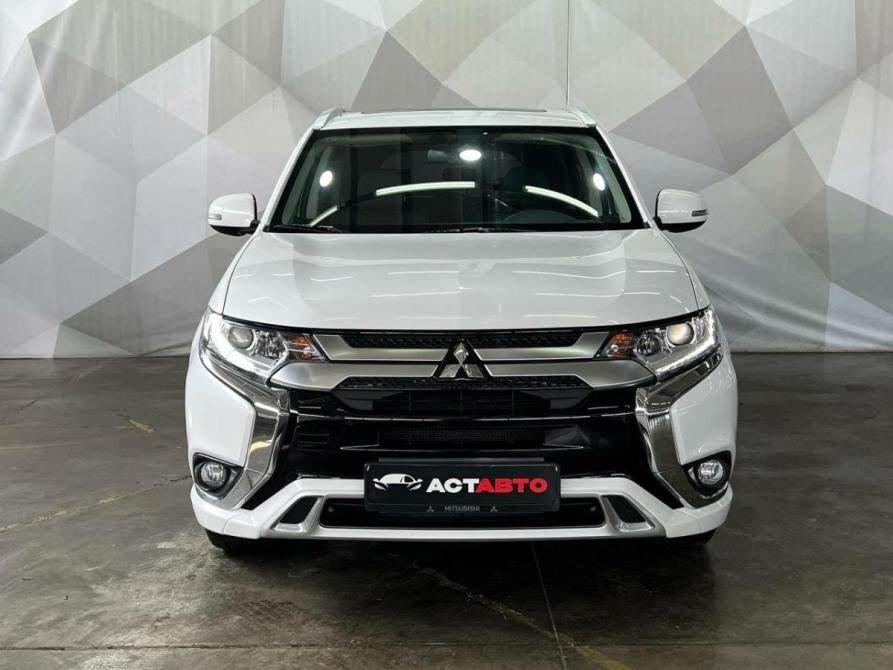 Mitsubishi Outlander III Рестайлинг 3 Оренбург  - изображение 2