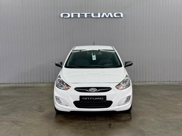 Hyundai Solaris I с пробегом 2013 года, цена 1 077 000 рублей, 66056 км, хэтчбек, Автокод Объявления
