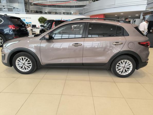 Kia Rio IV с пробегом 2018 года, цена 1 350 000 рублей, 125567 км, хэтчбек, Автокод Объявления