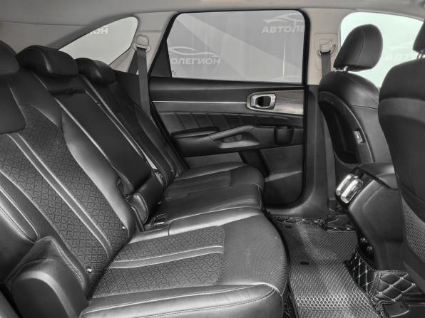 Kia Sorento IV с пробегом 2020 года, цена 3 300 000 рублей, 132000 км, внедорожник, Автокод Объявления