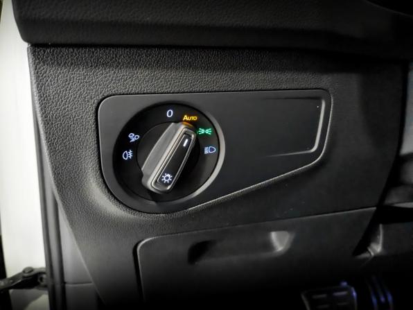 Volkswagen Tiguan II Рестайлинг с пробегом 2021 года, цена 3 615 000 рублей, 96243 км, внедорожник, Автокод Объявления