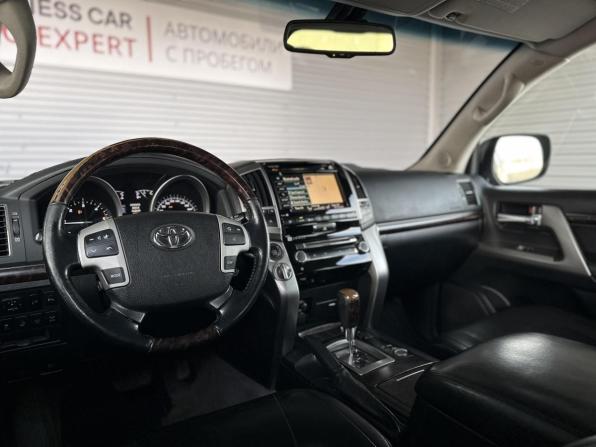 Toyota Land Cruiser 200 Series Рестайлинг 1 с пробегом 2012 года, цена 3 199 000 рублей, 347062 км, внедорожник, Автокод Объявления