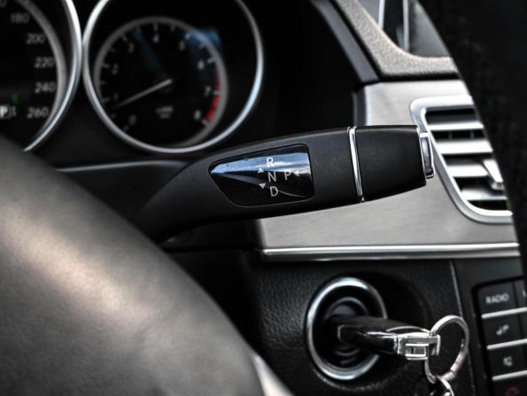 Mercedes-Benz E-Класс IV (W212 S212 C207) Рестайлинг с пробегом 2015 года, цена 1 549 000 рублей, 226009 км, седан, Автокод Объявления