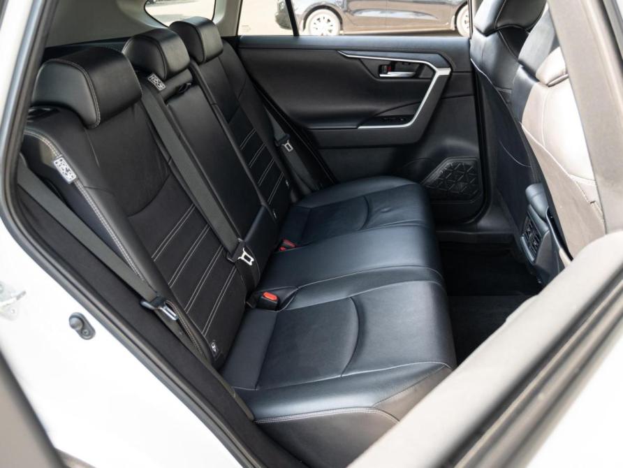 Toyota RAV4 V (XA50) Краснодар  - изображение 7