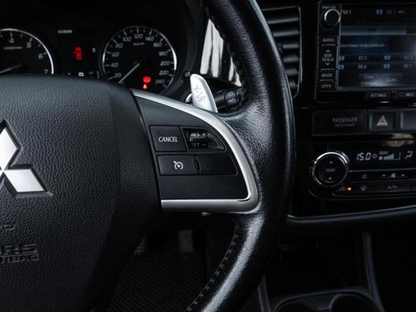 Mitsubishi Outlander III Рестайлинг с пробегом 2014 года, цена 1 353 000 рублей, 221279 км, внедорожник, Автокод Объявления