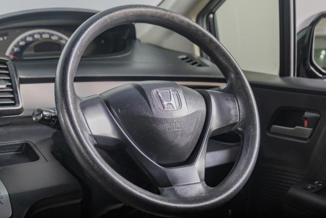 Honda Freed I Рестайлинг с пробегом 2012 года, цена 1 099 000 рублей, 157000 км, компактвэн, Автокод Объявления