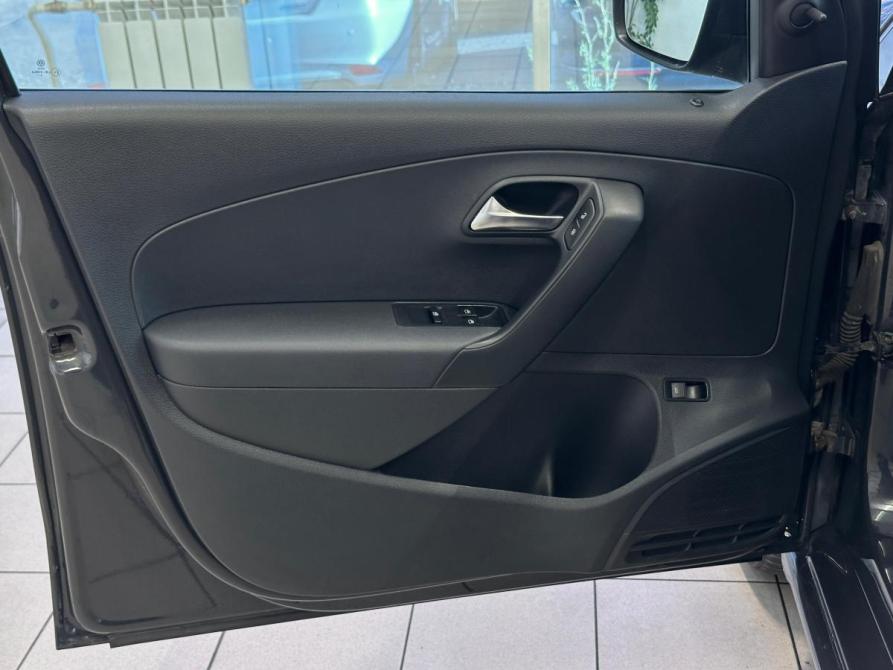 Volkswagen Polo V Рестайлинг Волгоград  - изображение 14