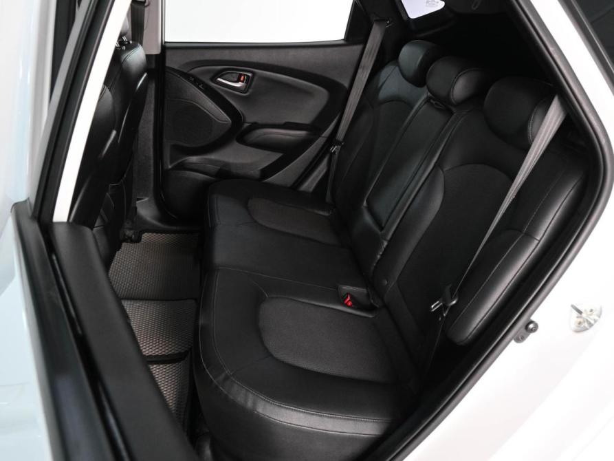 Hyundai ix35 I Рестайлинг Ростов-на-Дону  - изображение 9