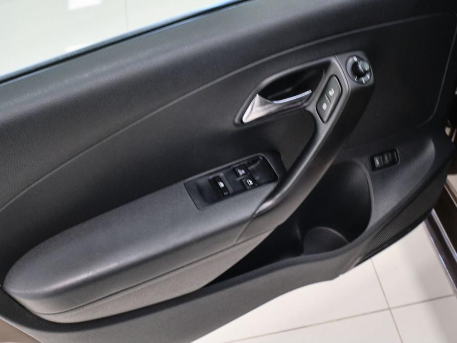 Volkswagen Polo V Рестайлинг Самара  - изображение 28