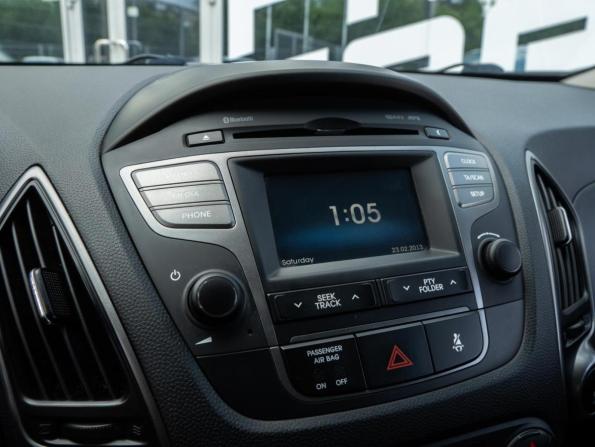 Hyundai ix35 I Рестайлинг с пробегом 2015 года, цена 1 560 000 рублей, 130499 км, внедорожник, Автокод Объявления