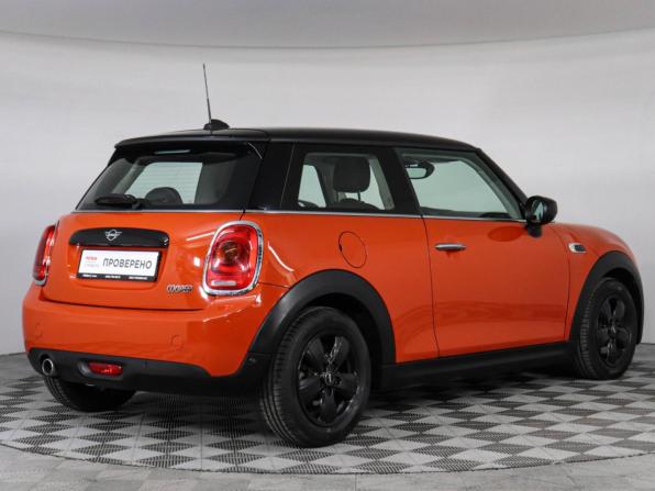 Mini Hatch III (F55/F56) Рестайлинг с пробегом 2021 года, цена 2 047 000 рублей, 99940 км, хэтчбек, Автокод Объявления