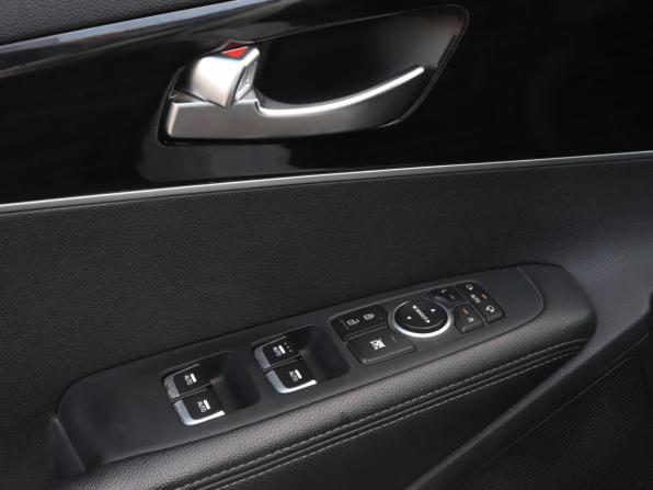 Kia Sorento III Prime Рестайлинг с пробегом 2019 года, цена 2 668 050 рублей, 130092 км, внедорожник, Автокод Объявления