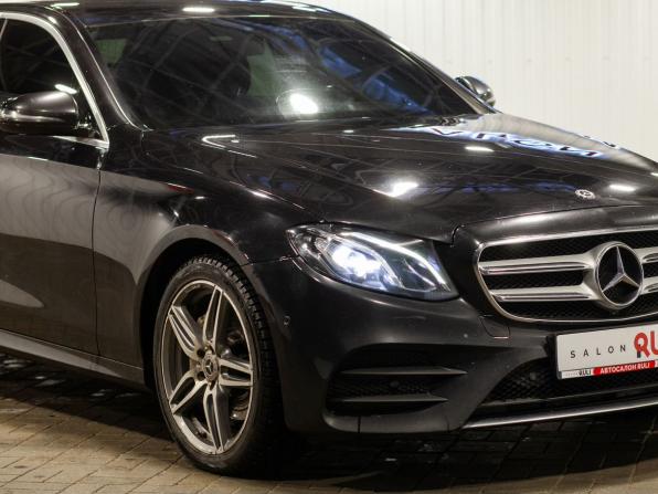 Mercedes-Benz E-Класс V (W213 S213 C238) с пробегом 2018 года, цена 3 210 000 рублей, 207035 км, седан, Автокод Объявления