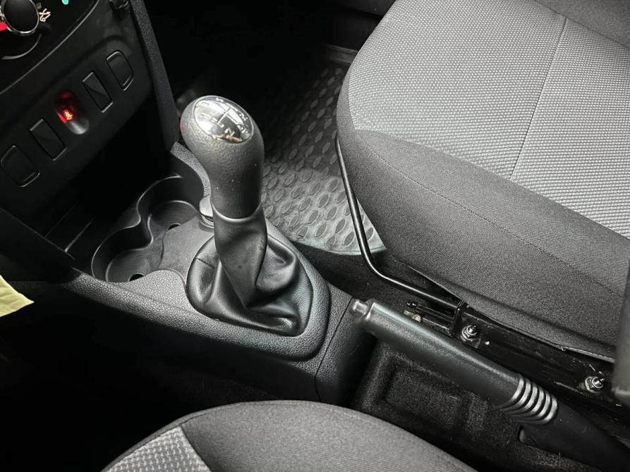 Renault Logan II Набережные Челны  - изображение 13