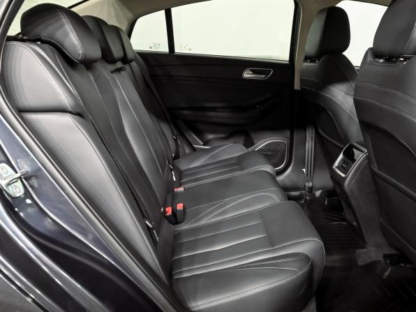 Omoda S5 с пробегом 2023 года, цена 1 650 000 рублей, 36655 км, седан, Автокод Объявления
