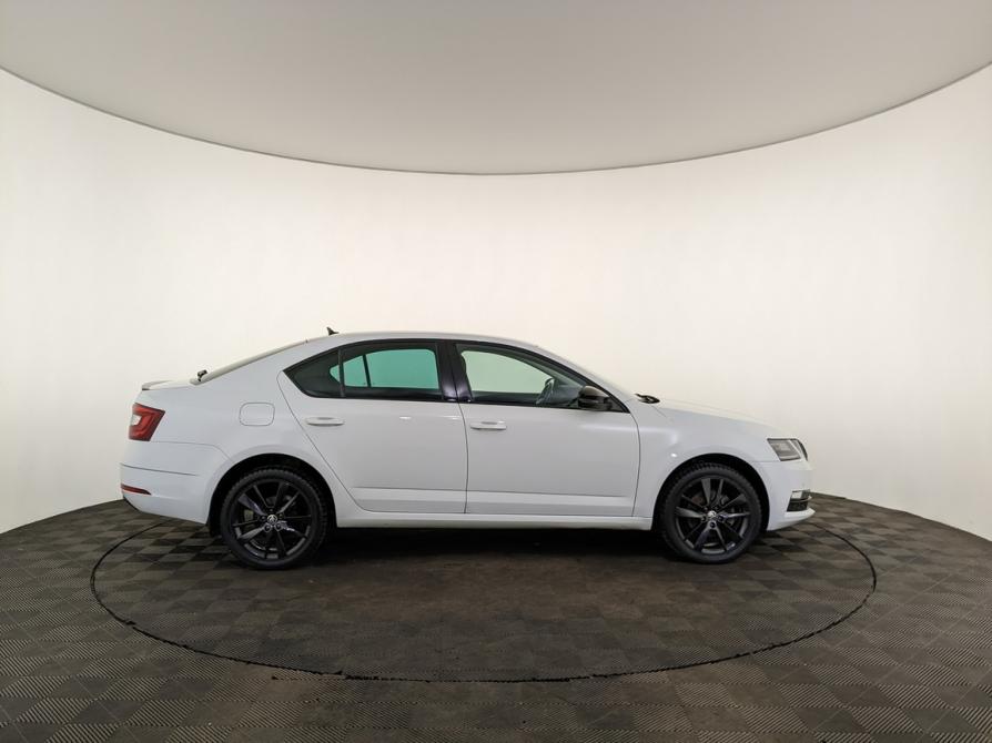 Skoda Octavia III (A7) Рестайлинг Москва  - изображение 4