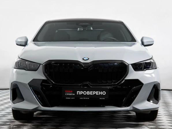 BMW 5 серии VIII (G60/G61/G68) с пробегом 2025 года, цена 7 870 500 рублей, 11500 км, седан, Автокод Объявления