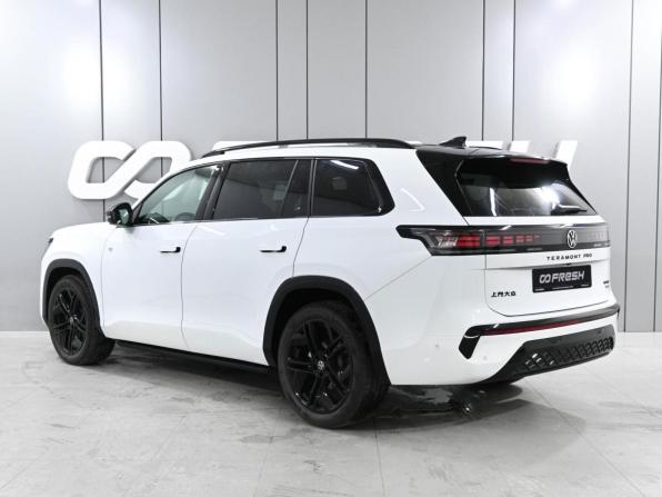 Volkswagen Teramont II (China Market) с пробегом 2026 года, цена 6 299 000 рублей, 37 км, внедорожник, Автокод Объявления
