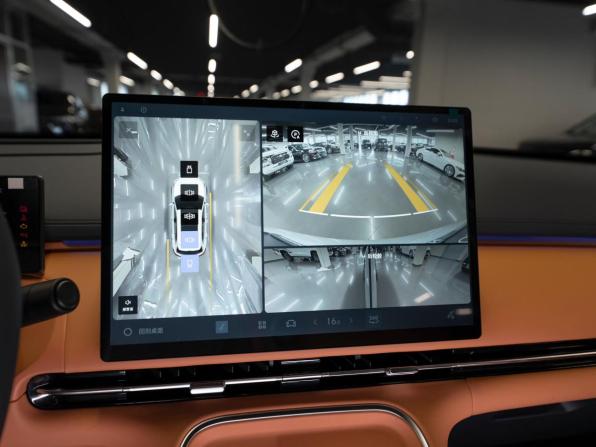 Geely Galaxy Starship 7 с пробегом 2025 года, цена 3 950 000 рублей, 50 км, внедорожник, Автокод Объявления