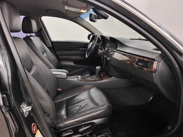 BMW 3 серии V (E90/E91/E92/E93) с пробегом 2006 года, цена 680 000 рублей, 334899 км, седан, Автокод Объявления