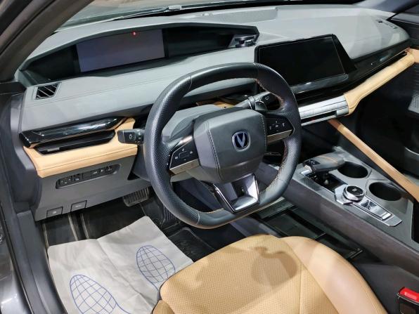 Changan UNI-V I с пробегом 2022 года, цена 1 822 000 рублей, 83369 км, лифтбек, Автокод Объявления