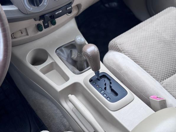 Toyota Fortuner I с пробегом 2006 года, цена 1 590 000 рублей, 304134 км, внедорожник, Автокод Объявления