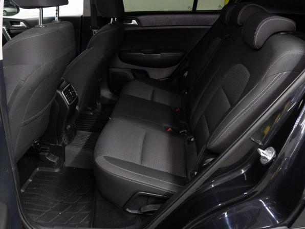 Kia Sportage IV Рестайлинг с пробегом 2021 года, цена 2 629 000 рублей, 103677 км, внедорожник, Автокод Объявления