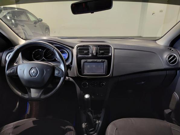 Renault Logan II с пробегом 2014 года, цена 515 000 рублей, 199761 км, седан, Автокод Объявления
