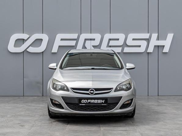 Opel Astra J Рестайлинг с пробегом 2013 года, цена 780 000 рублей, 215279 км, хэтчбек, Автокод Объявления