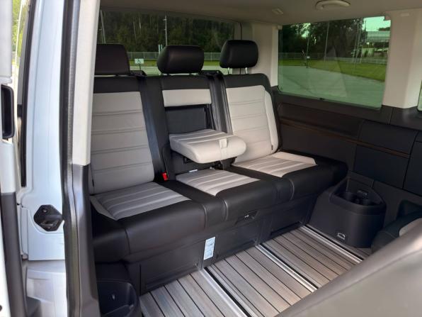 Volkswagen Multivan T6 Рестайлинг с пробегом 2020 года, цена 6 200 000 рублей, 99556 км, минивэн, Автокод Объявления
