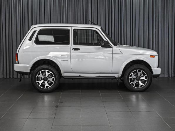 Lada (ВАЗ) Niva Legend I с пробегом 2024 года, цена 879 000 рублей, 18463 км, внедорожник, Автокод Объявления