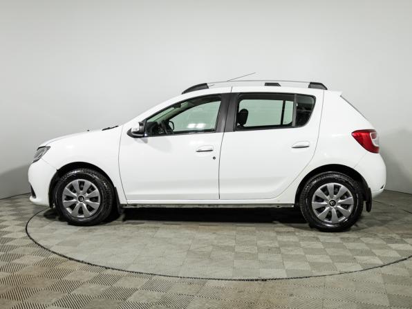 Renault Sandero II с пробегом 2015 года, цена 499 585 рублей, 278075 км, хэтчбек, Автокод Объявления