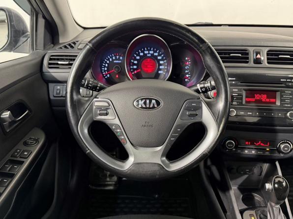 Kia Rio III Рестайлинг с пробегом 2017 года, цена 1 169 800 рублей, 147000 км, седан, Автокод Объявления