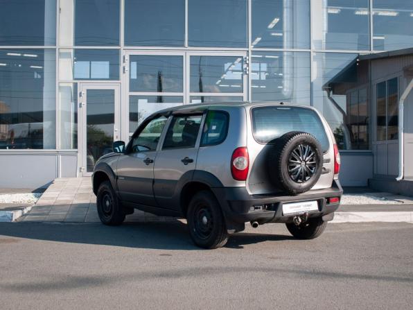 Chevrolet Niva I Рестайлинг с пробегом 2016 года, цена 610 000 рублей, 141265 км, внедорожник, Автокод Объявления